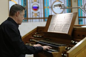 Органная музыка Германии в России