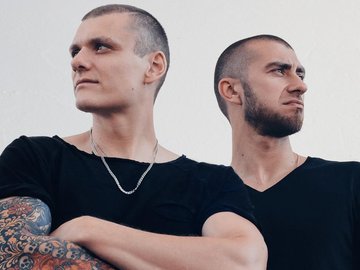 Тони Раут и Гарри Топор Тони Раут и Гарри Топор