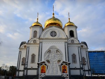 От Невского до Невского. История Войскового собора