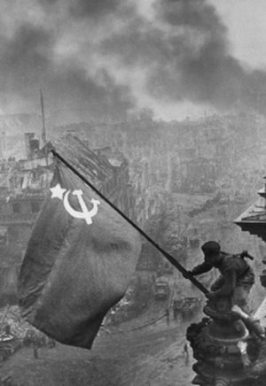 Выставка "Евгений Халдей. Фотолетопись"