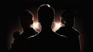 Три товарища