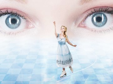 Алиса в Зазеркалье на льду