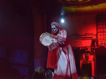 Сквозь огонь войны