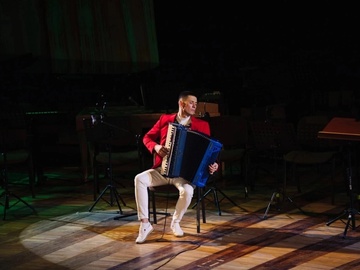 Александр Поелуев: Вселенная звука