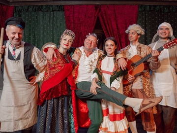 Жениться вам надо, барин