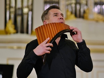 Кубанский симфонический оркестр. Солист Вячеслав Змеу