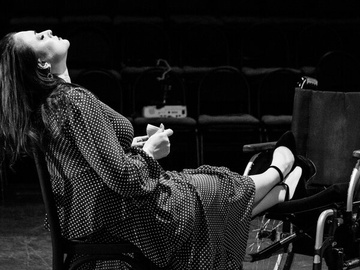 Восемь женщин