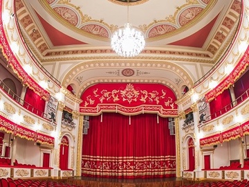 Несокрушимая и легендарная. Концерт ГКРНО "Виртуозы Кубани"