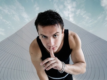 NЮ. Юрий Николаенко