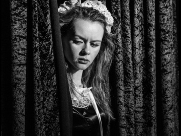 Восемь женщин