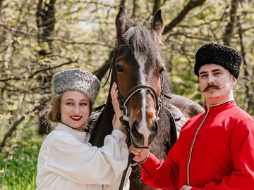 Кубанские казаки на ярмарке