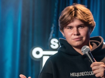 Love Stand-up Show