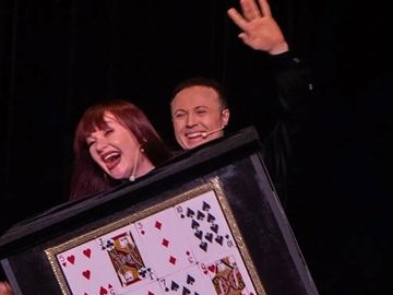 Один час в мире иллюзий