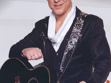 Денис Майданов