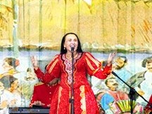 Семьей дорожить - счастливым быть