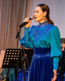 Нежной и ласковой самой