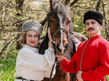 Кубанские казаки на ярмарке