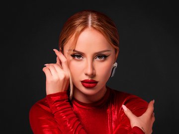 ANNA ASTI